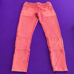 WASHED RED YOGA PANTS